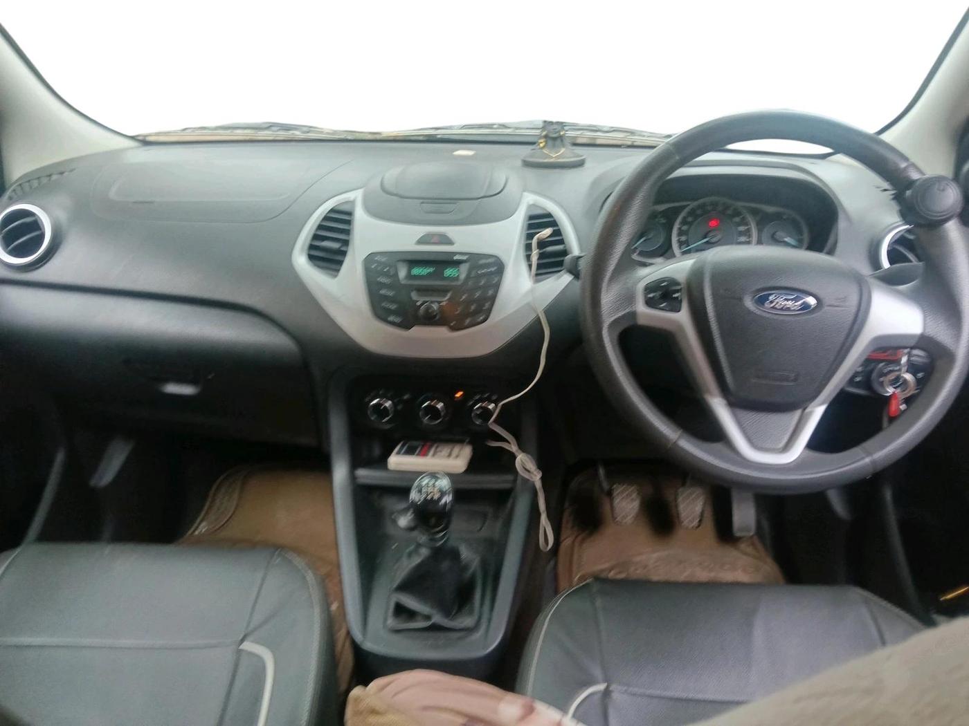 2016 Ford New Figo TREND 1.2 PETROL, Petrol, Manual, 44,471 km, interior