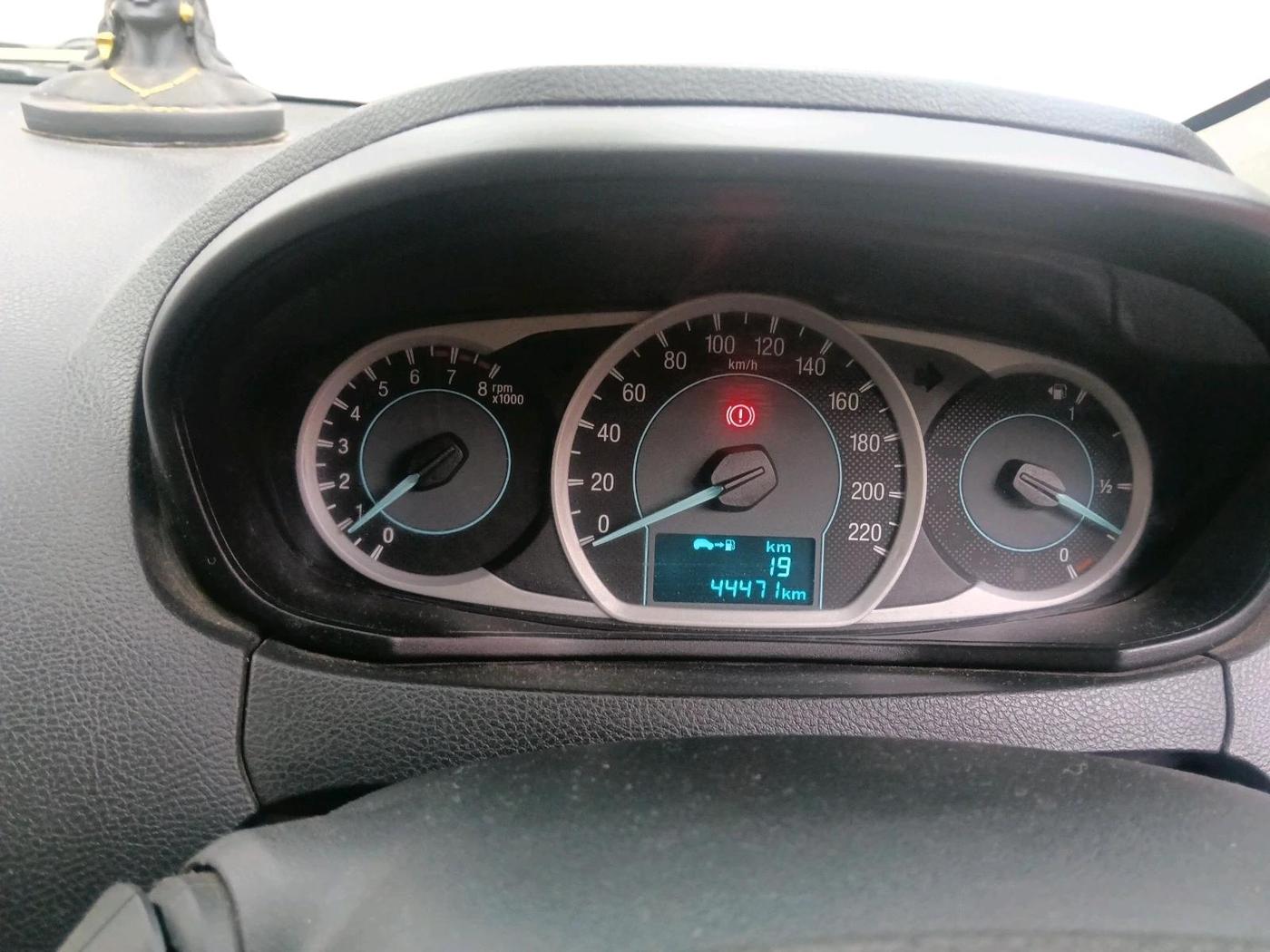 2016 Ford New Figo TREND 1.2 PETROL, Petrol, Manual, 44,471 km, interior