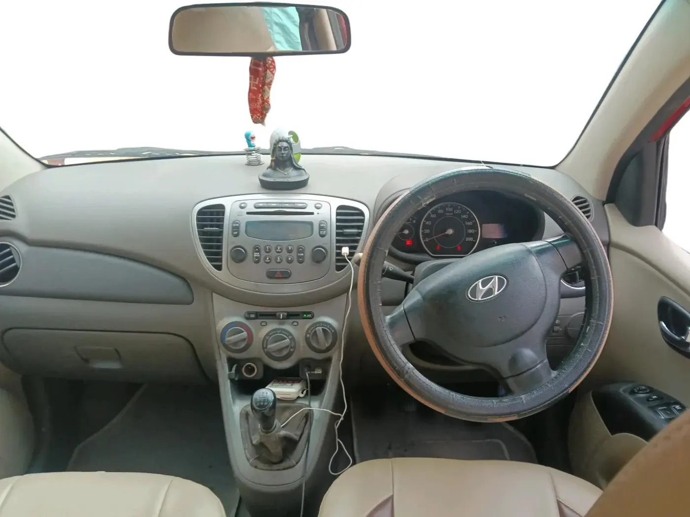 2011 Hyundai i10 SPORTZ 1.2, Petrol, Manual, 95,090 km, interior