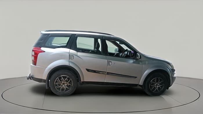 2012 Mahindra XUV500 W6, Diesel, Manual, 1,53,691 km, exterior