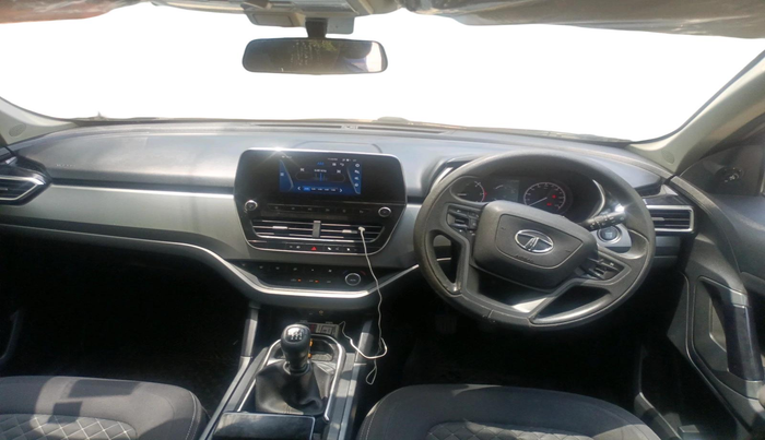 2020 Tata Harrier XT PLUS 2.0L KRYOTEC, Diesel, Manual, 74,610 km, interior