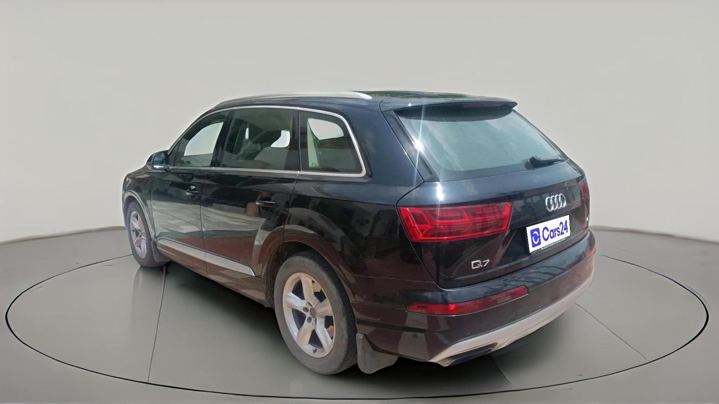 2018 Audi Q7 45 TDI QUATTRO PREMIUM PLUS, Diesel, Automatic, 1,72,743 km, exterior