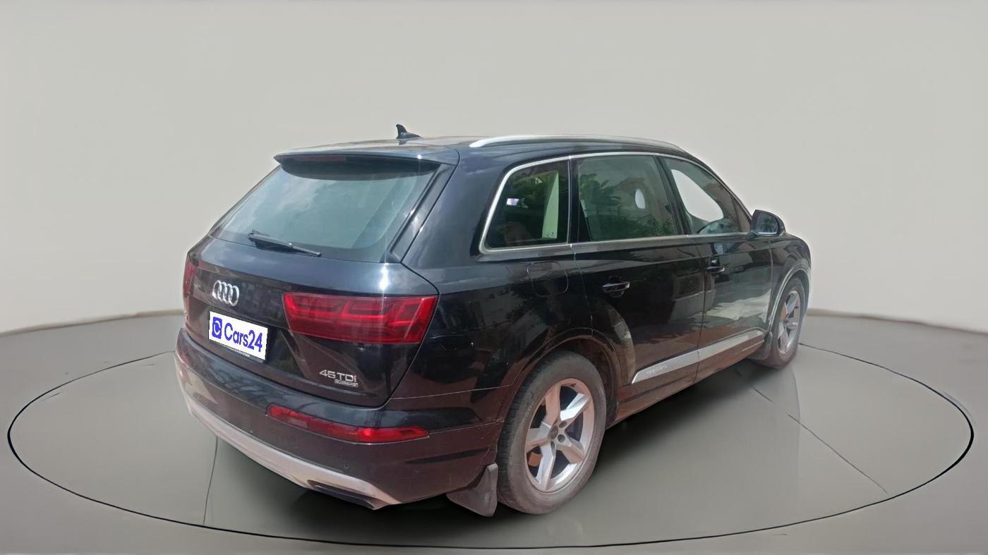 2018 Audi Q7 45 TDI QUATTRO PREMIUM PLUS, Diesel, Automatic, 1,72,743 km, exterior