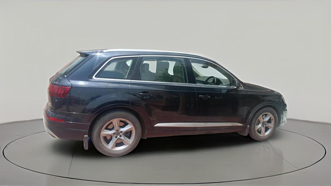 2018 Audi Q7 45 TDI QUATTRO PREMIUM PLUS, Diesel, Automatic, 1,72,743 km, exterior