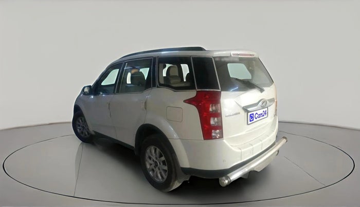 2017 Mahindra XUV500 W10 AT, Diesel, Automatic, 1,51,314 km, exterior