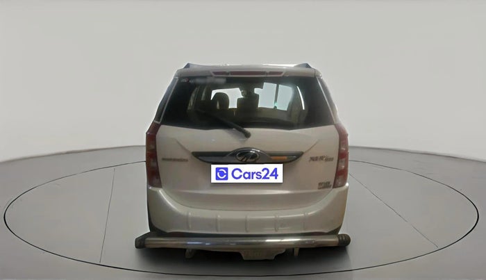 2017 Mahindra XUV500 W10 AT, Diesel, Automatic, 1,51,314 km, exterior