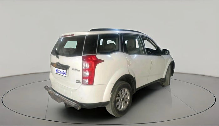 2017 Mahindra XUV500 W10 AT, Diesel, Automatic, 1,51,314 km, exterior