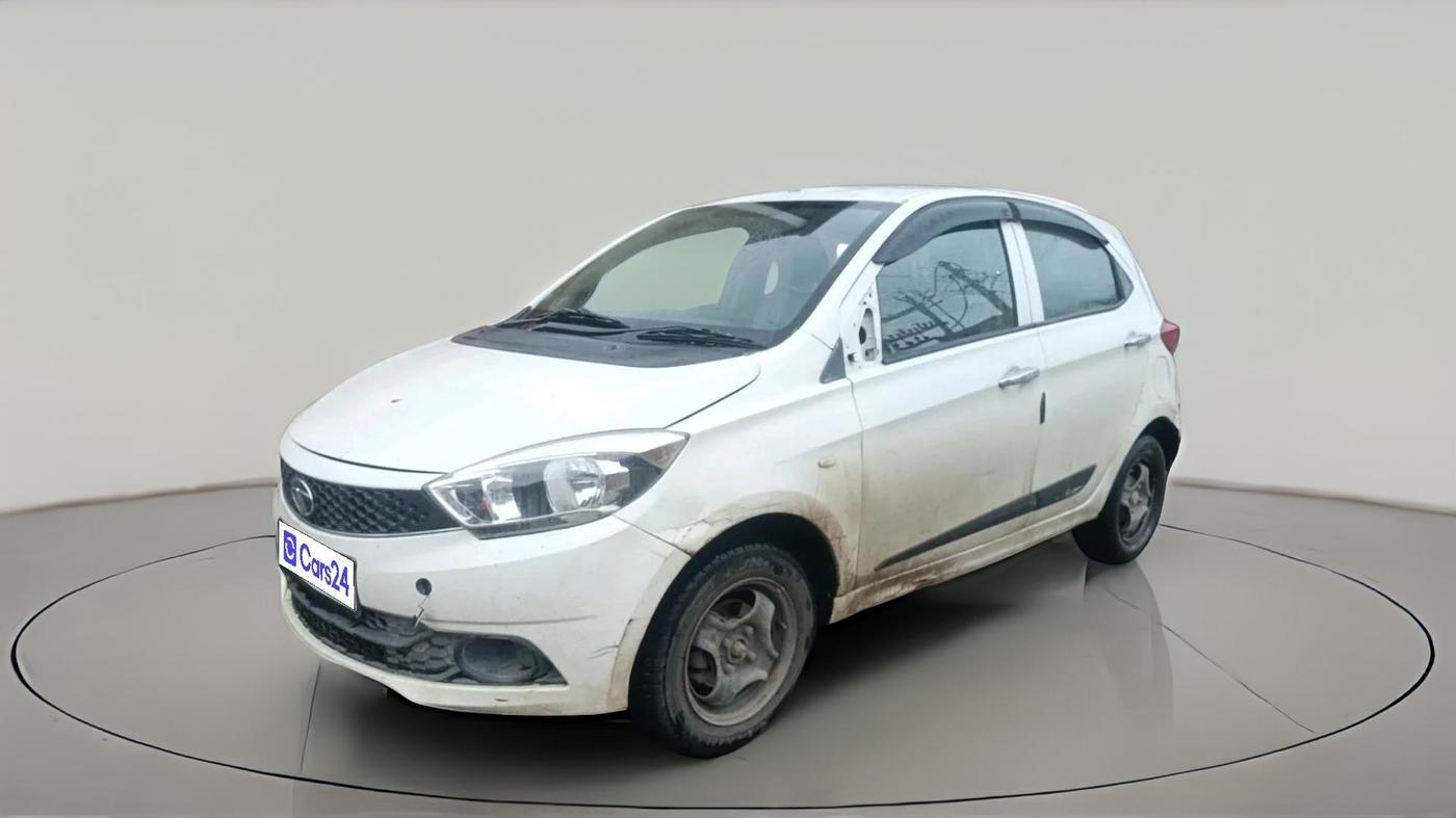 2019 Tata Tiago XZ PETROL, Petrol, Manual, 1,53,890 km, exterior