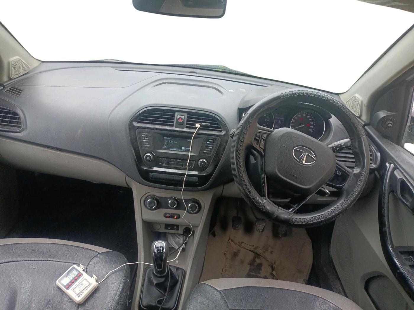 2019 Tata Tiago XZ PETROL, Petrol, Manual, 1,53,890 km, interior