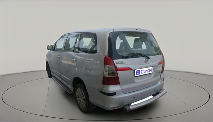 2013 Toyota Innova 2.5 GX 7 STR, Diesel, Manual, 2,37,257 km, exterior