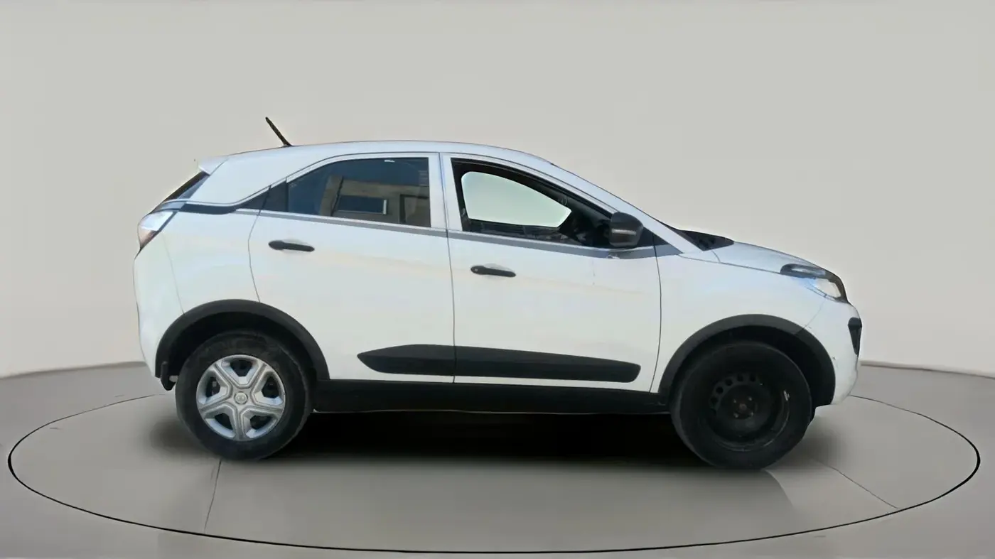 2018 Tata NEXON XMA PETROL, Petrol, Automatic, 54,016 km, exterior