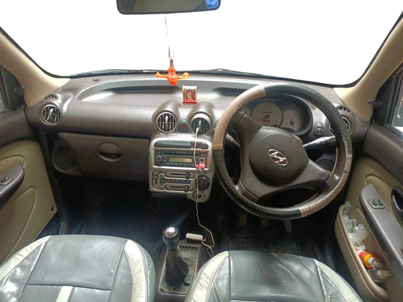 2011 Hyundai Santro Xing GLS, Petrol, Manual, 98,854 km, interior