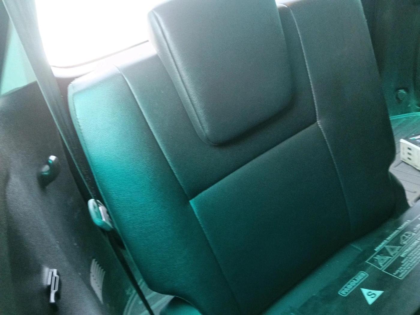 2023 Toyota Fortuner 4X2 AT 2.8 DIESEL, Diesel, Automatic, 1,14,173 km, interior