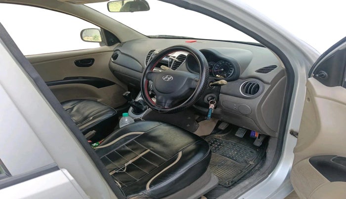 2014 Hyundai i10 MAGNA 1.1, Petrol, Manual, 1,12,074 km, interior