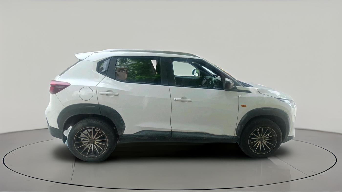 2021 Nissan MAGNITE XE, Petrol, Manual, 1,10,369 km, exterior
