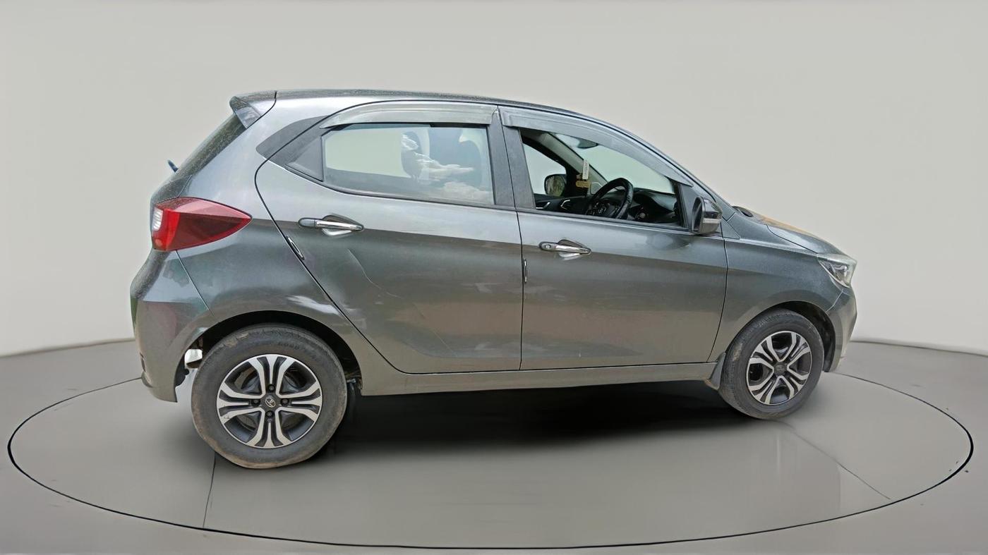 2022 Tata Tiago XZ PLUS CNG, CNG, Manual, 58,710 km, exterior