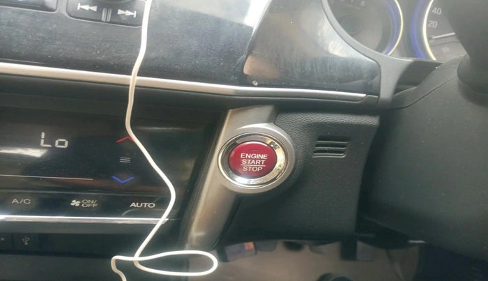 2015 Honda City 1.5L I-VTEC VX, Petrol, Manual, 1,01,078 km, interior