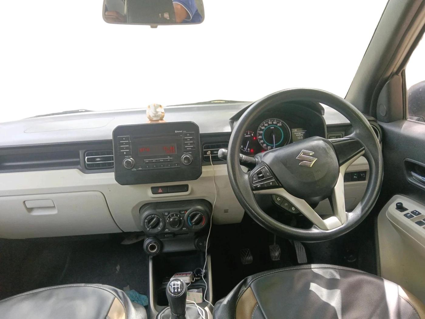 2017 Maruti IGNIS ZETA 1.2, Petrol, Manual, 1,10,876 km, interior