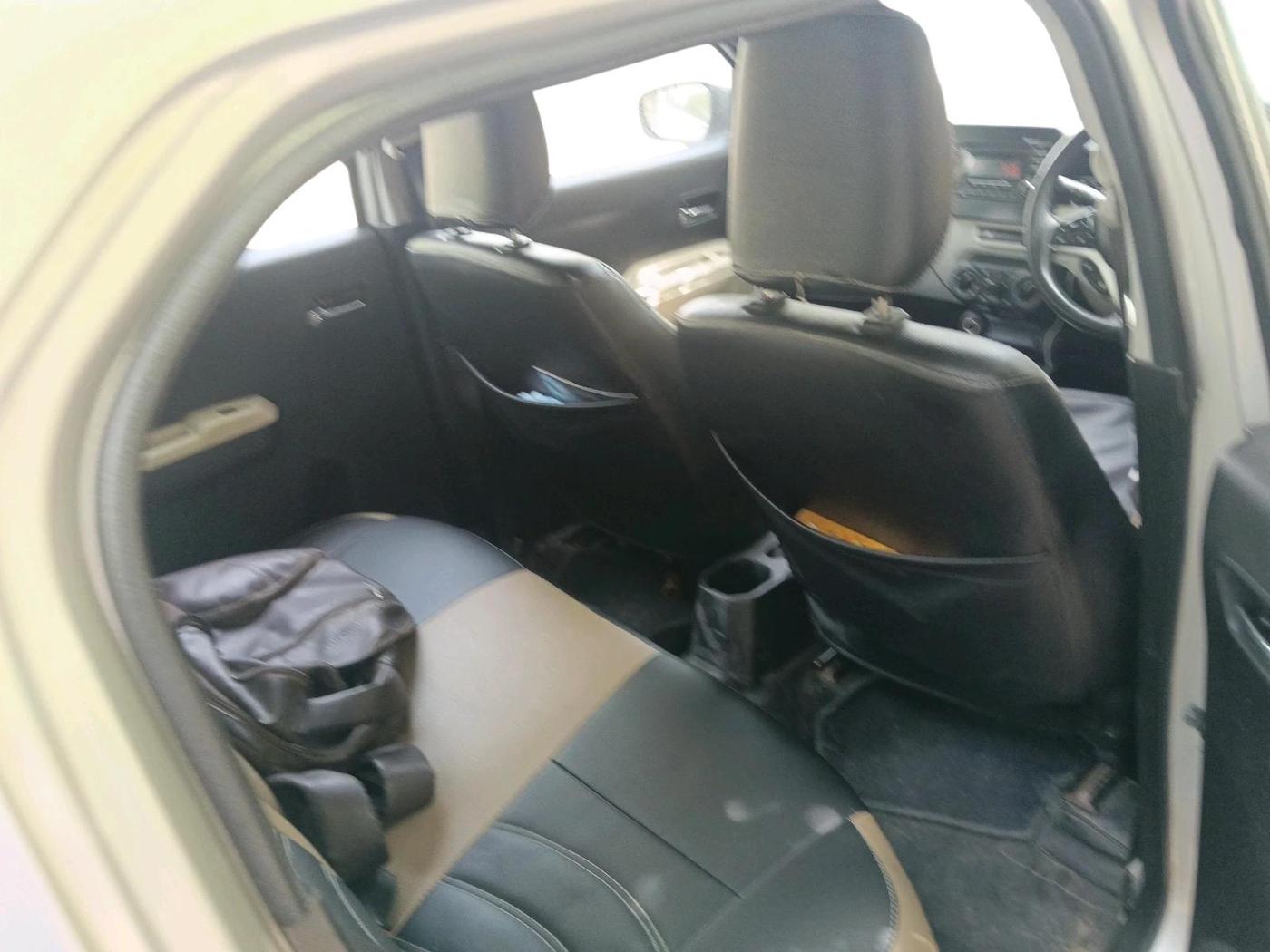 2017 Maruti IGNIS ZETA 1.2, Petrol, Manual, 1,10,876 km, interior