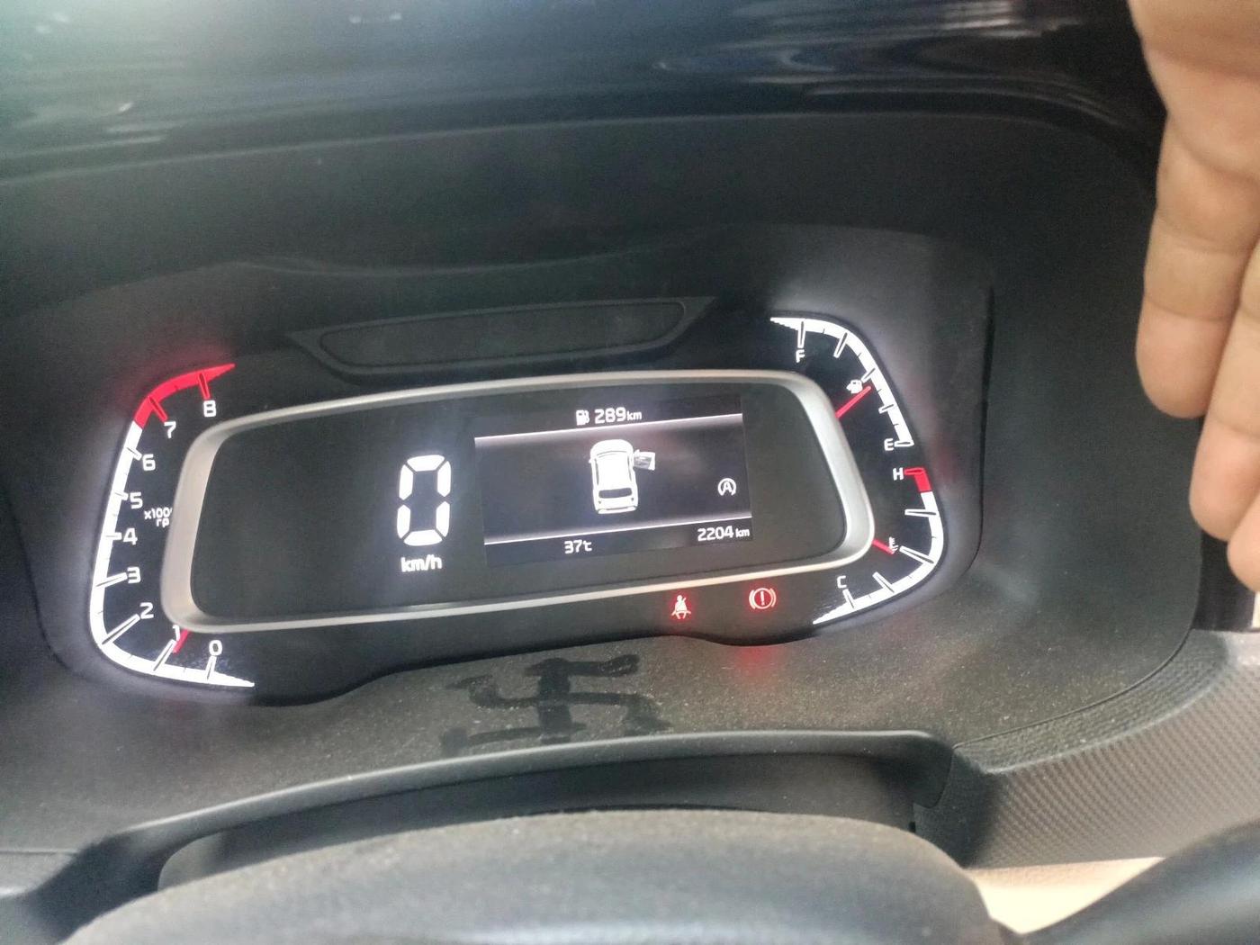 2025 KIA SONET HTK PLUS 1.2 PETROL MT, Petrol, Manual, 2,204 km, interior