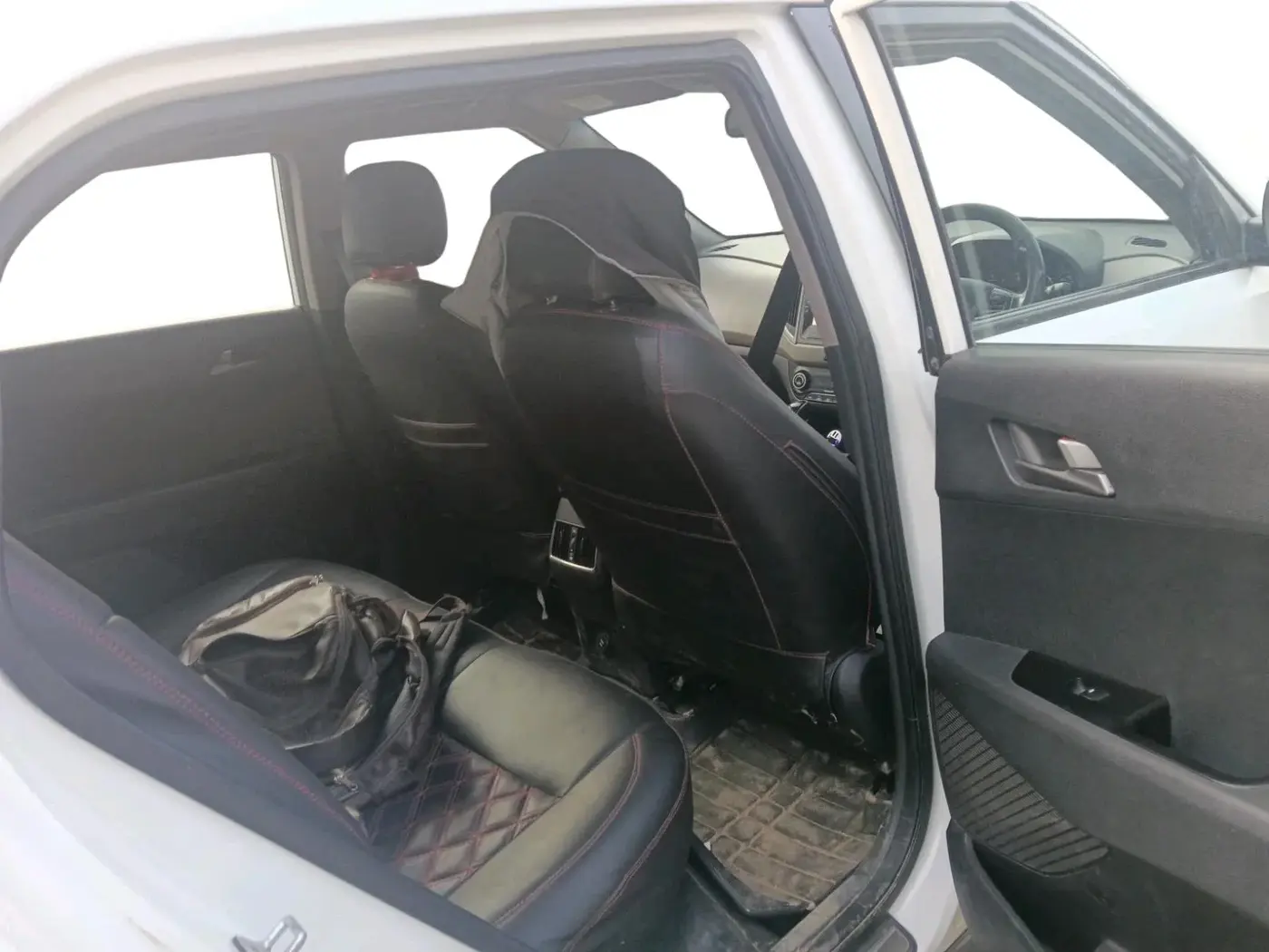 2016 Hyundai Creta SX PLUS AT 1.6 DIESEL, Diesel, Automatic, 1,39,889 km, interior