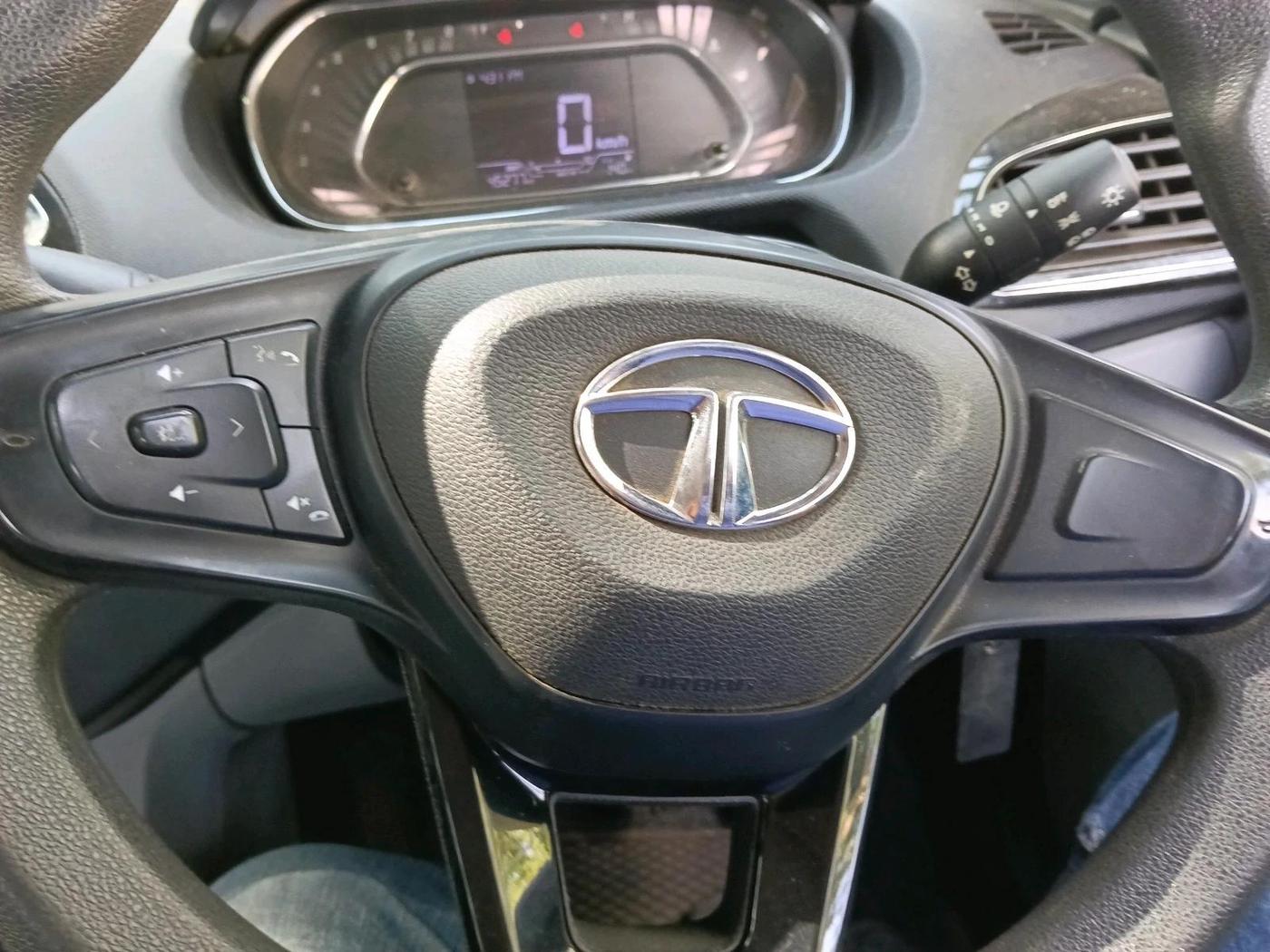 2020 Tata Tiago XZ PLUS PETROL, Petrol, Manual, 45,277 km, interior