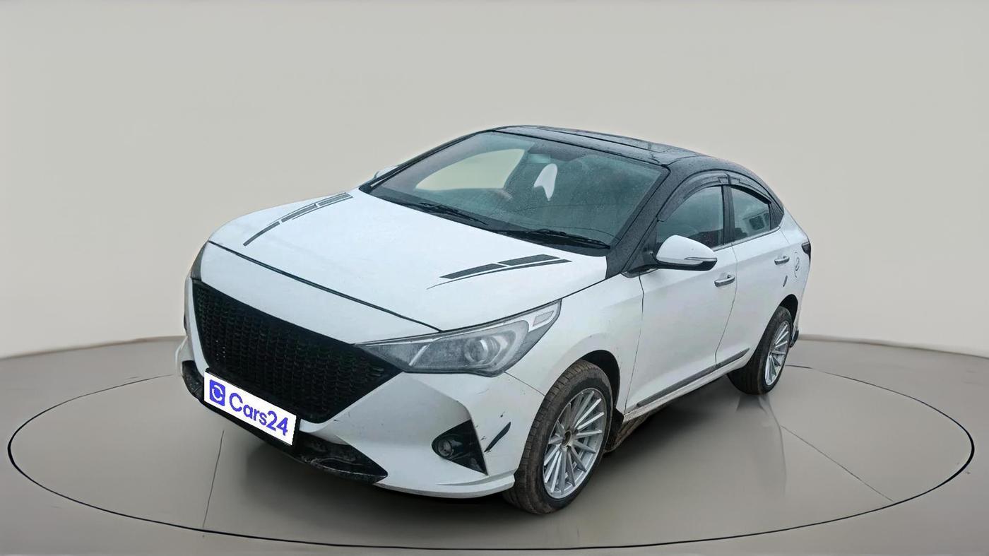 2018 Hyundai Verna 1.6 SX (O) CRDI MT, Diesel, Manual, 1,24,947 km, exterior