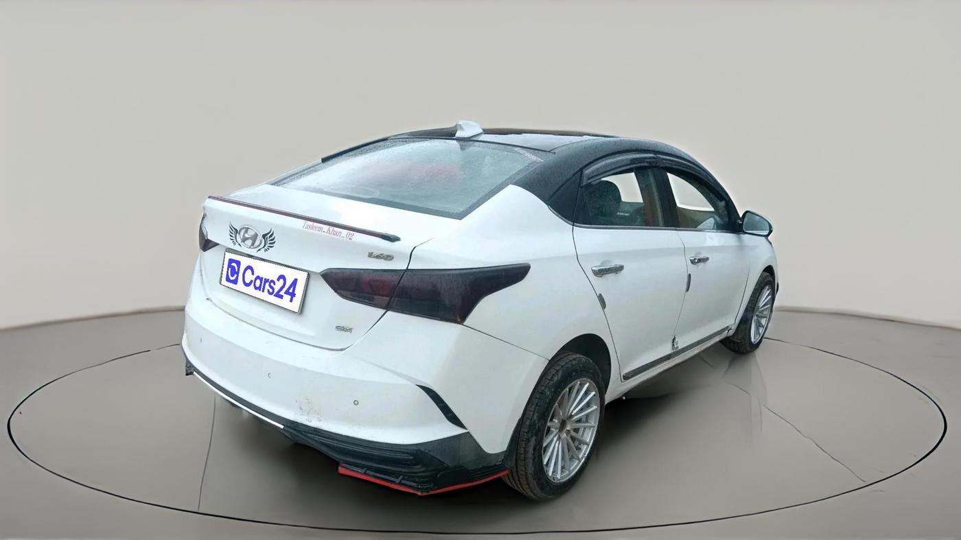2018 Hyundai Verna 1.6 SX (O) CRDI MT, Diesel, Manual, 1,24,947 km, exterior