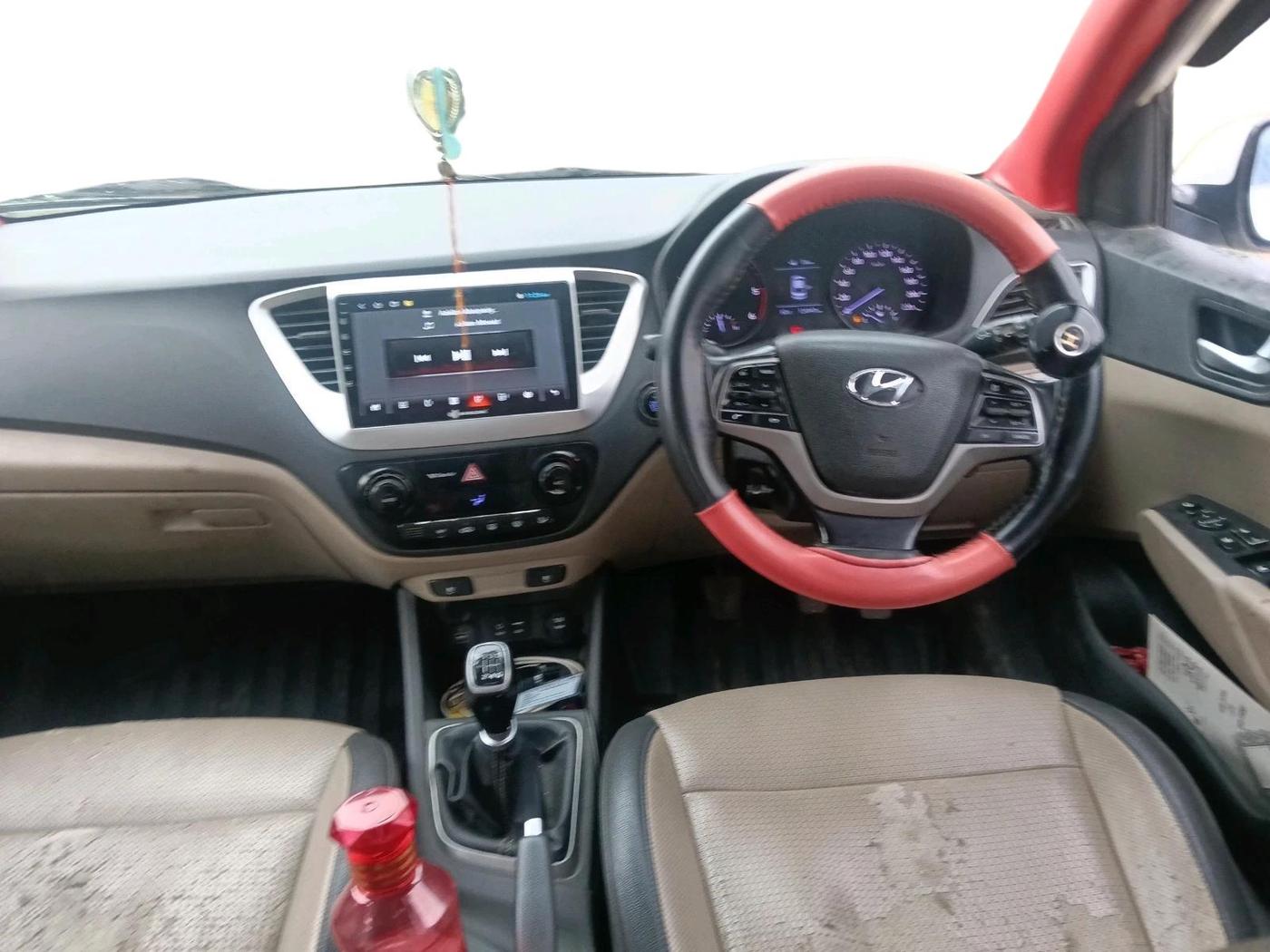 2018 Hyundai Verna 1.6 SX (O) CRDI MT, Diesel, Manual, 1,24,947 km, interior