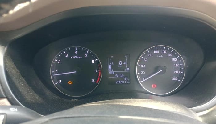 2017 Hyundai Elite i20 ASTA 1.2, CNG, Manual, 2,32,817 km, interior