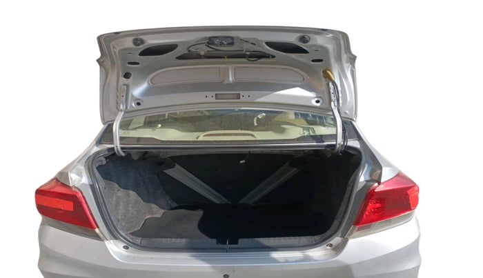 2013 Honda Amaze 1.2L I-VTEC S, Petrol, Manual, 1,13,303 km, exterior
