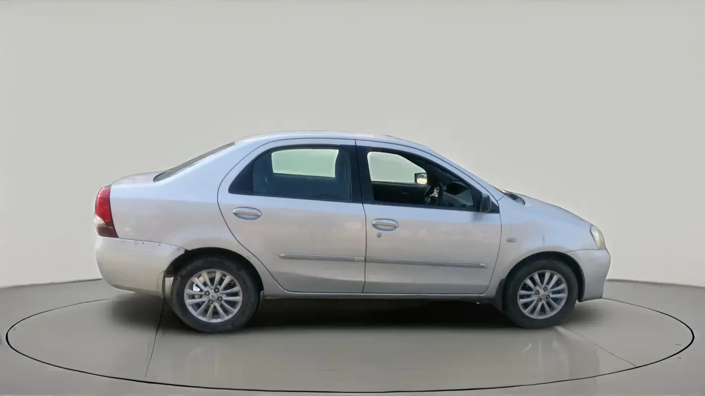 2011 Toyota Etios V, Petrol, Manual, 87,299 km, exterior