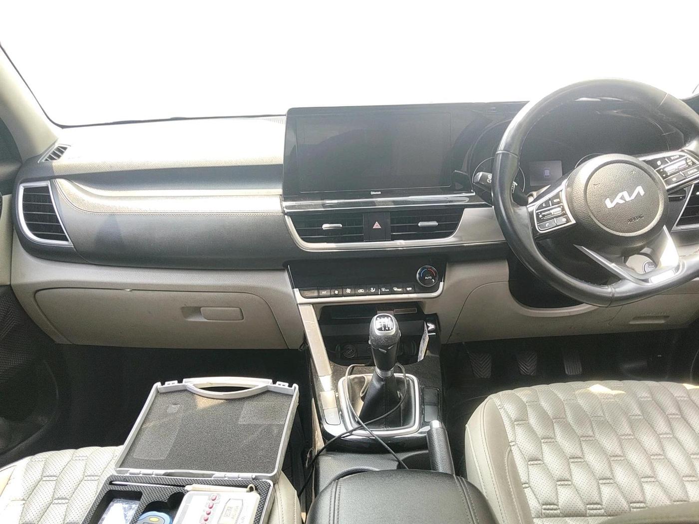 2022 KIA SELTOS HTX DIESEL 1.5, Diesel, Manual, 92,575 km, interior