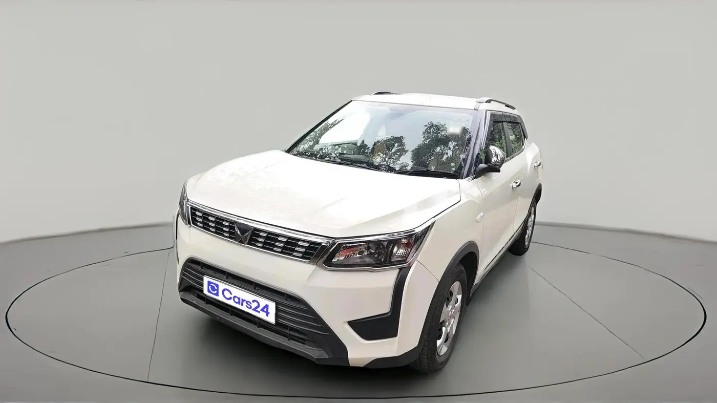 2023 Mahindra XUV300 W6 1.5 Diesel, Diesel, Manual, 17,364 km, exterior