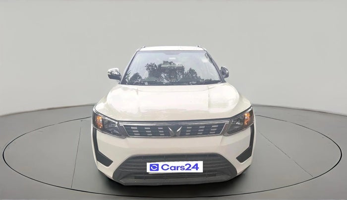 2023 Mahindra XUV300 W6 1.5 Diesel, Diesel, Manual, 17,364 km, exterior