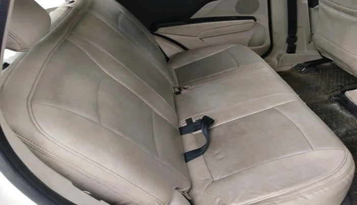 2023 Mahindra XUV300 W6 1.5 Diesel, Diesel, Manual, 17,364 km, interior