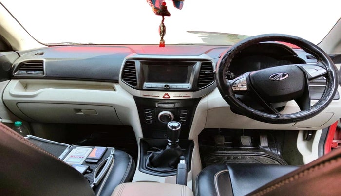 2019 Mahindra XUV300 W6 1.5 DIESEL, Diesel, Manual, 79,725 km, interior