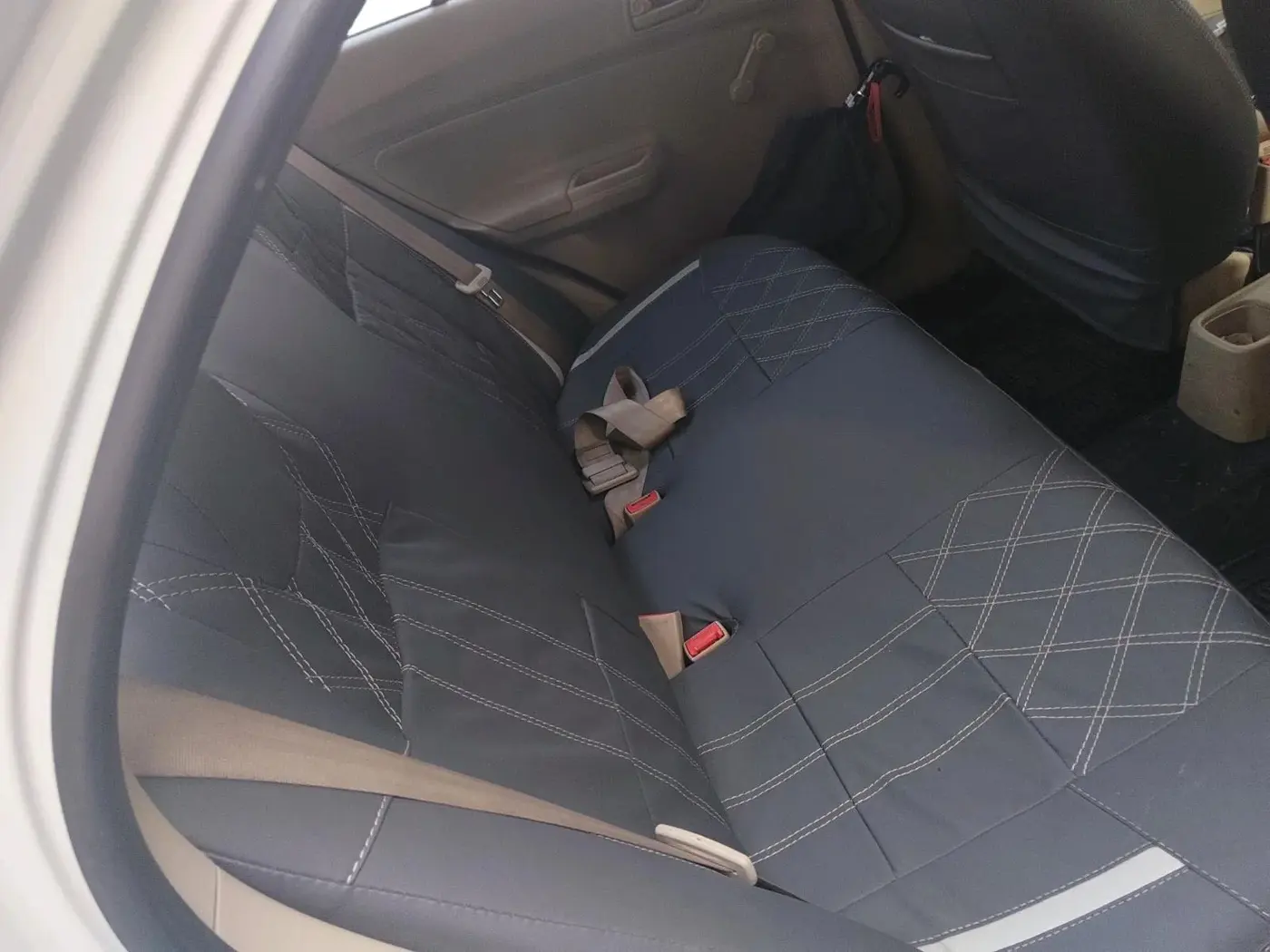 2022 Maruti Dzire LXI, Petrol, Manual, 97,399 km, interior