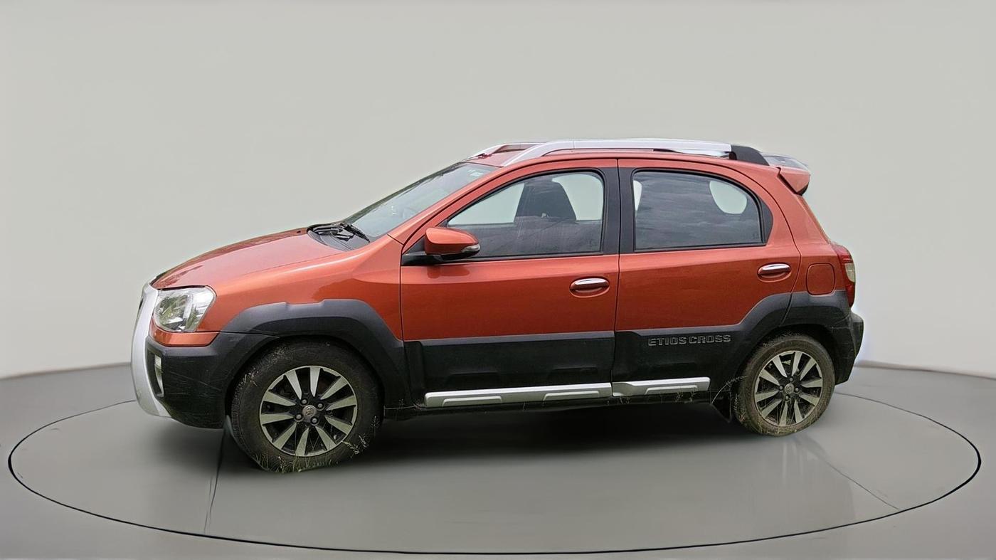 2014 Toyota Etios CROSS 1.4 VD, Diesel, Manual, 1,10,000 km, exterior