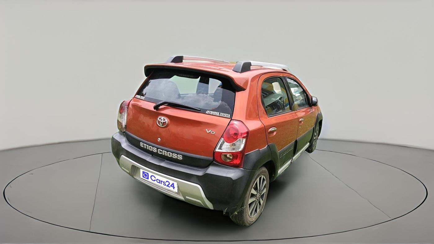2014 Toyota Etios CROSS 1.4 VD, Diesel, Manual, 1,10,000 km, exterior