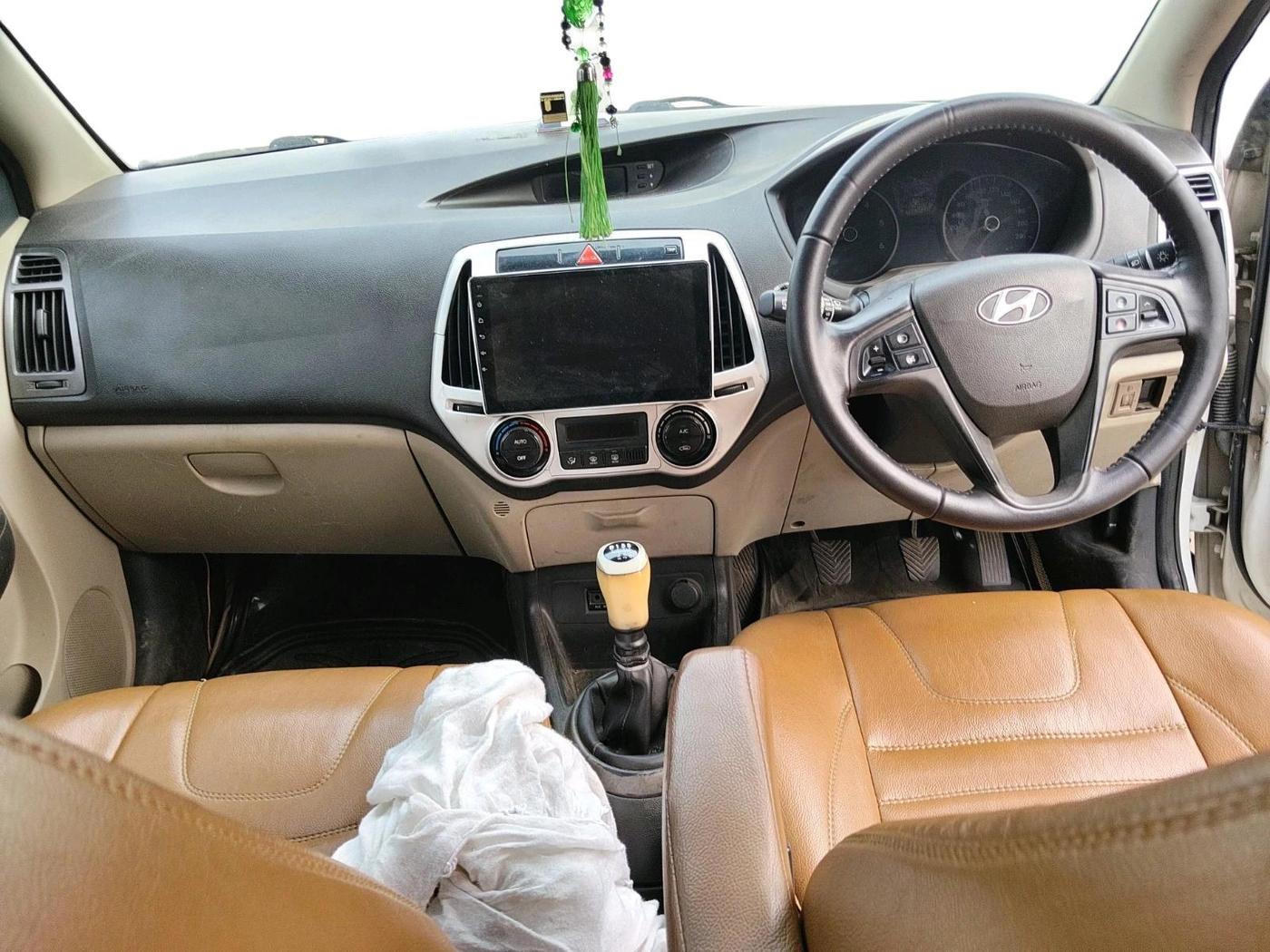 2012 Hyundai i20 ASTA 1.4 CRDI, Diesel, Manual, 80,746 km, interior