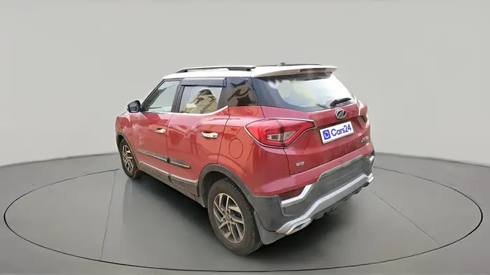 2022 Mahindra XUV300 W8(O) 1.5 DIESEL DUAL TONE, Diesel, Manual, 99,982 km, exterior