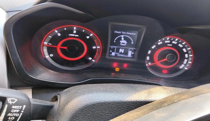 2022 Mahindra XUV300 W8(O) 1.5 DIESEL DUAL TONE, Diesel, Manual, 99,982 km, interior