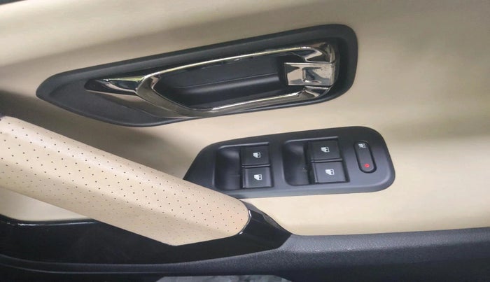 2021 Tata Safari XZA PLUS, Diesel, Automatic, 15,155 km, interior