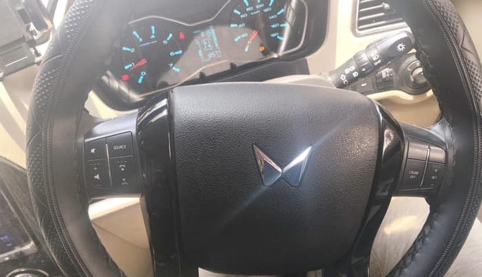 2025 Mahindra SCORPIO CLASSIC S11 7STR, Diesel, Manual, 12,577 km, interior