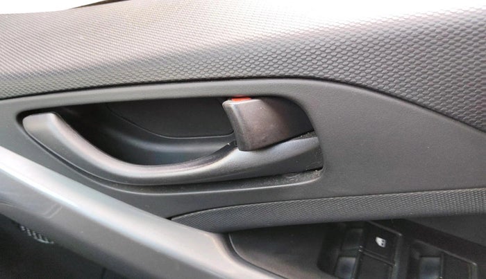 2022 Tata NEXON XM DIESEL, Diesel, Manual, 56,118 km, interior
