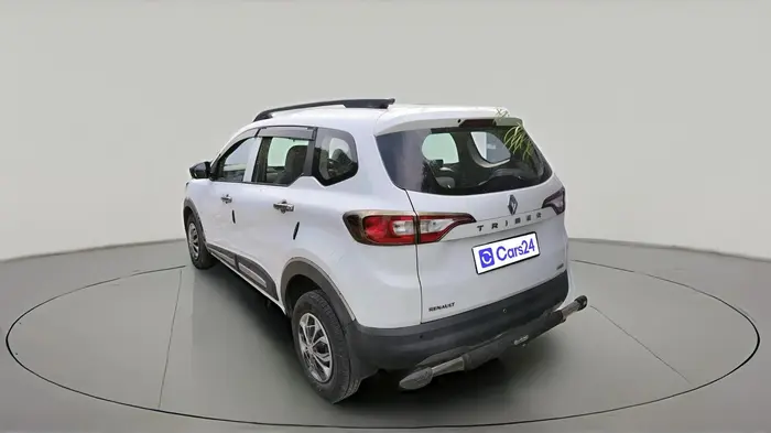 2021 Renault TRIBER RXE MT, Petrol, Manual, 57,083 km, exterior