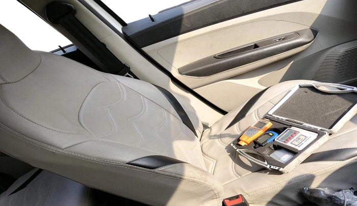 2021 Renault TRIBER RXE MT, Petrol, Manual, 57,083 km, interior