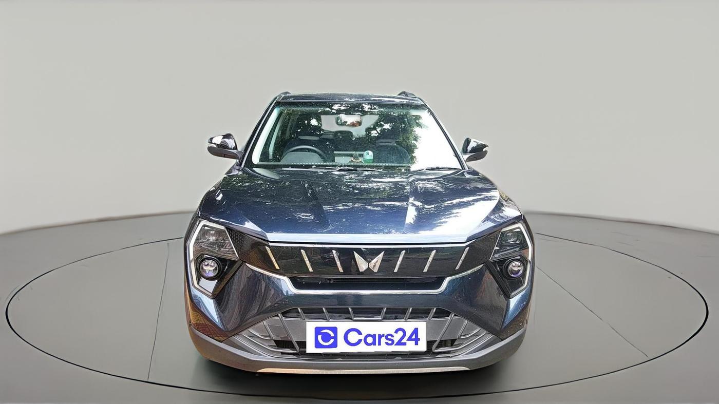2025 Mahindra XUV 3XO AX5 1.5 Turbo Diesel, Diesel, Manual, 28,674 km, exterior