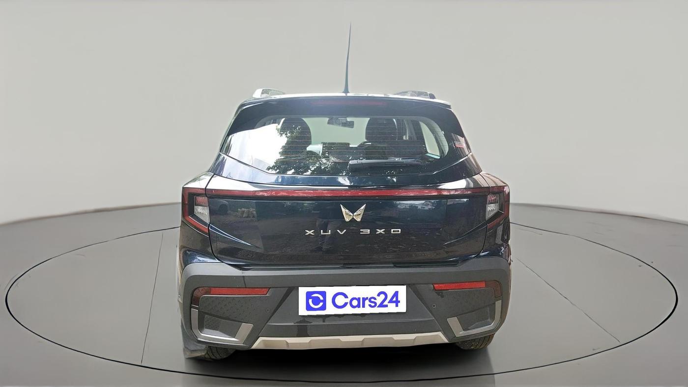 2025 Mahindra XUV 3XO AX5 1.5 Turbo Diesel, Diesel, Manual, 28,674 km, exterior